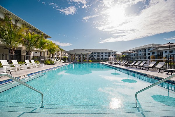 Expansive Pool Pavilion